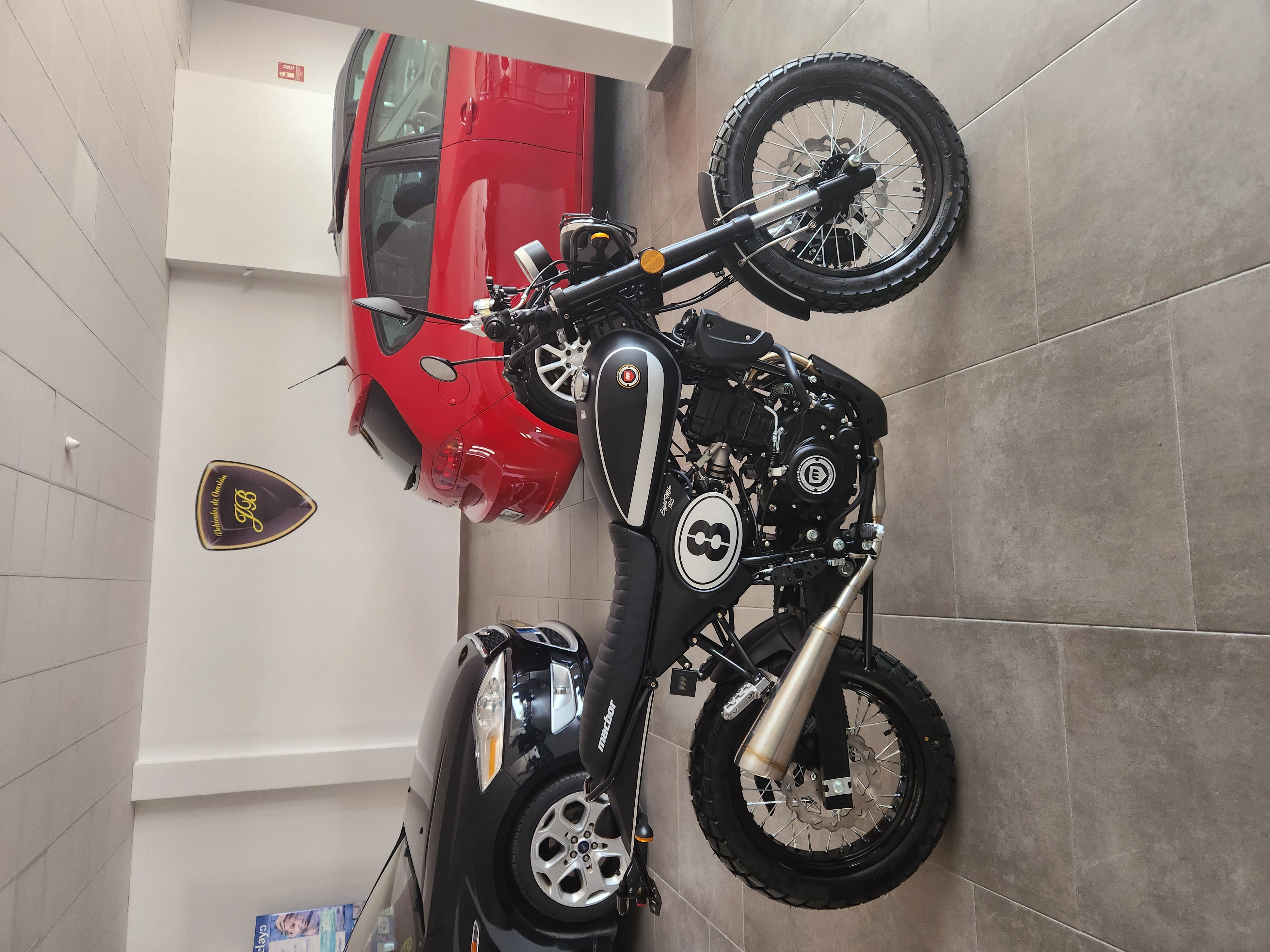 MACBOR EIHT MILE 125 - 3